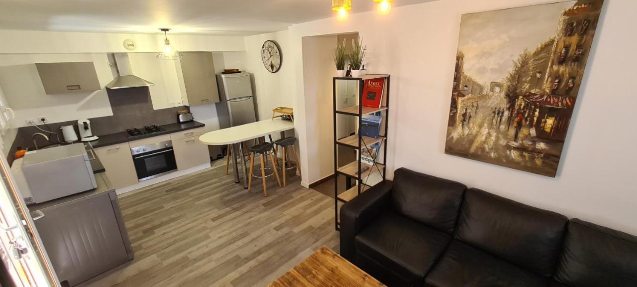 bel appartement en rez-de-jardin Annecy Extérieur photo